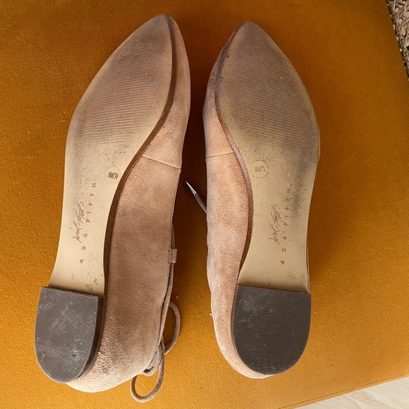 Lord & Taylor Suede Lace-Up Tan Flats - Size 8 - Picture 4 of 4